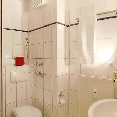 Waldstrasse 10 Villa